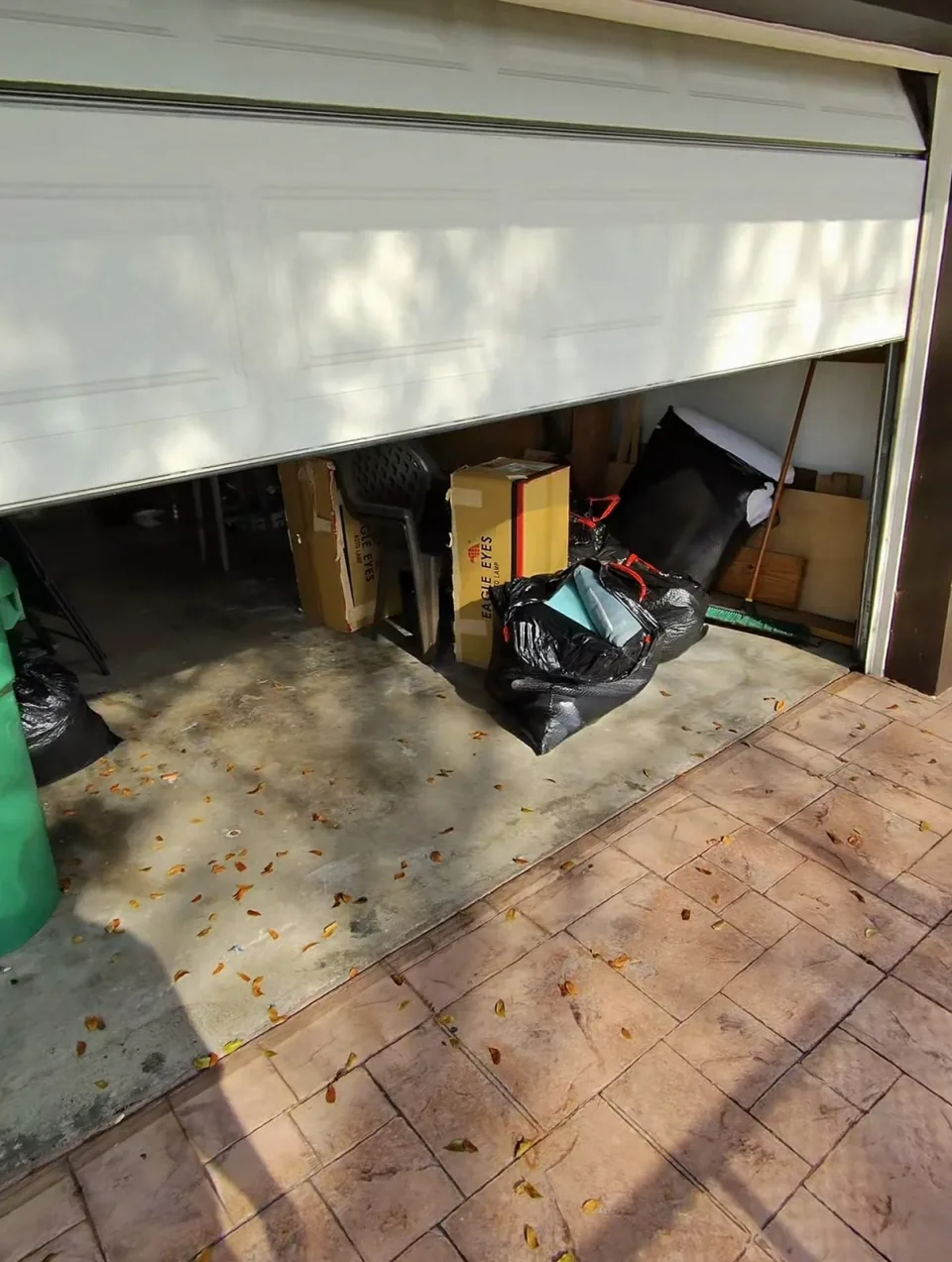 Garage before the pickup